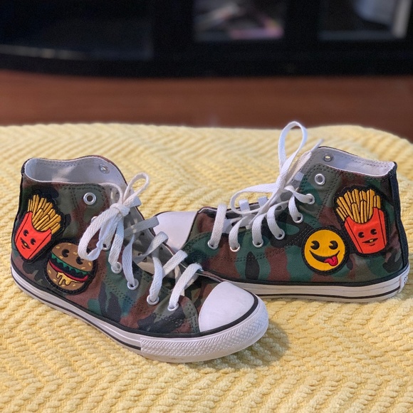 Smiley Face Converse - Picture 1 of 5